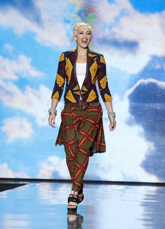 gwen stefani, lamb outfit, fashion week, runway show lamb collection